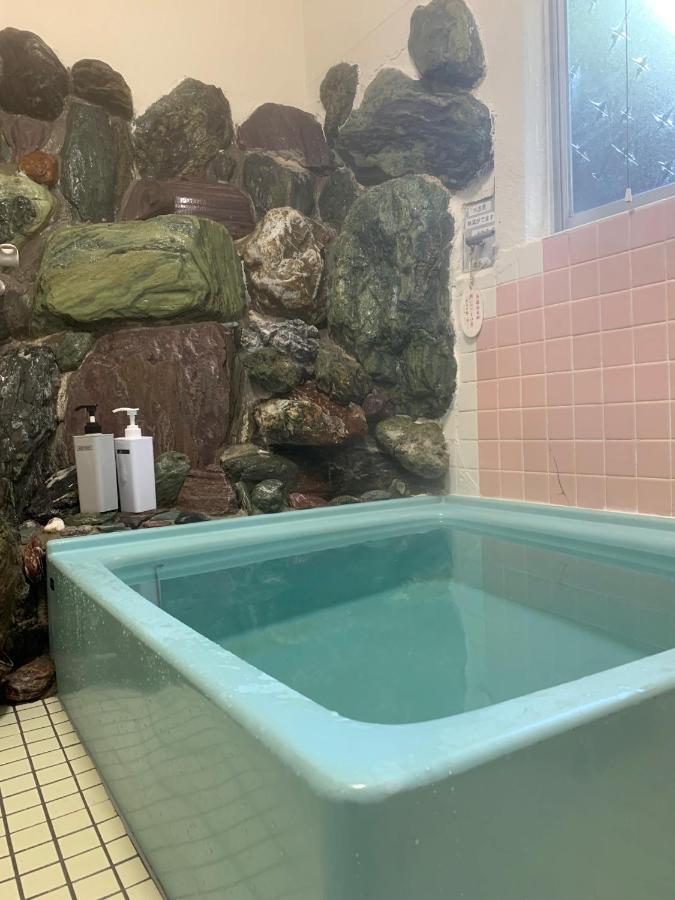 Iya Kankou Ryokan Mijoši Exteriér fotografie